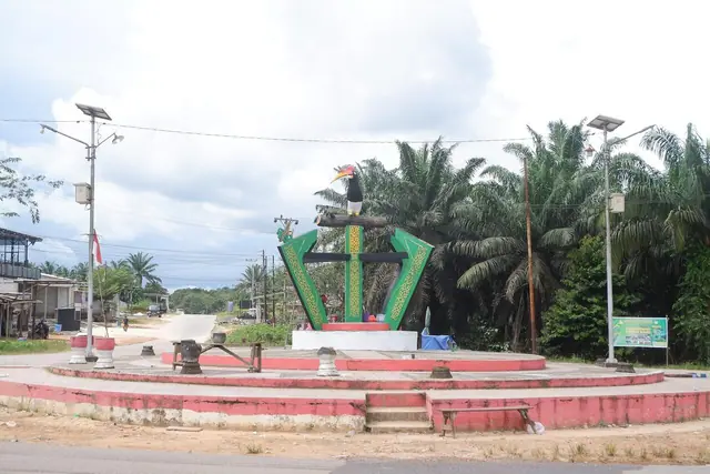 Bundaran Burung Balai Riam